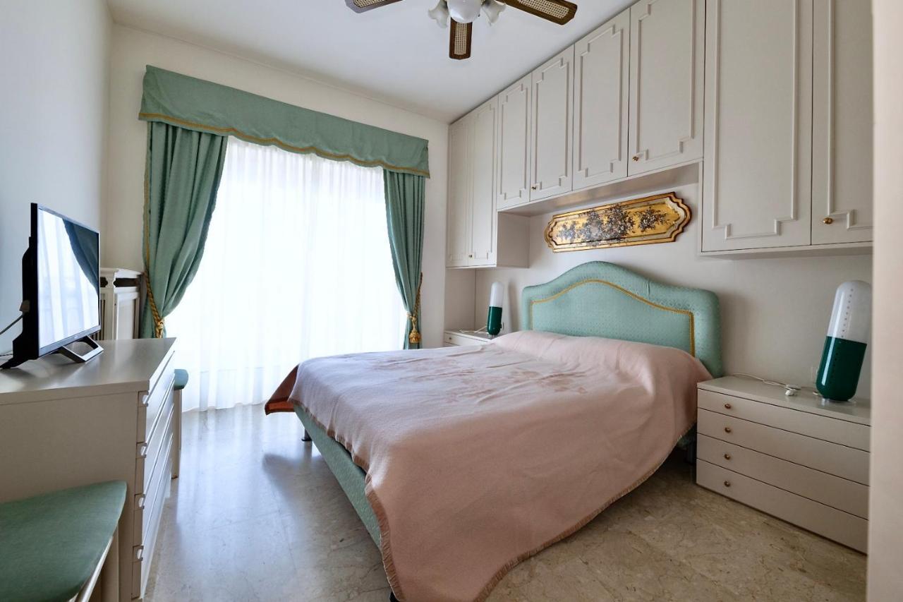 Sanremo Dream - Casa Achille Apartment Luaran gambar
