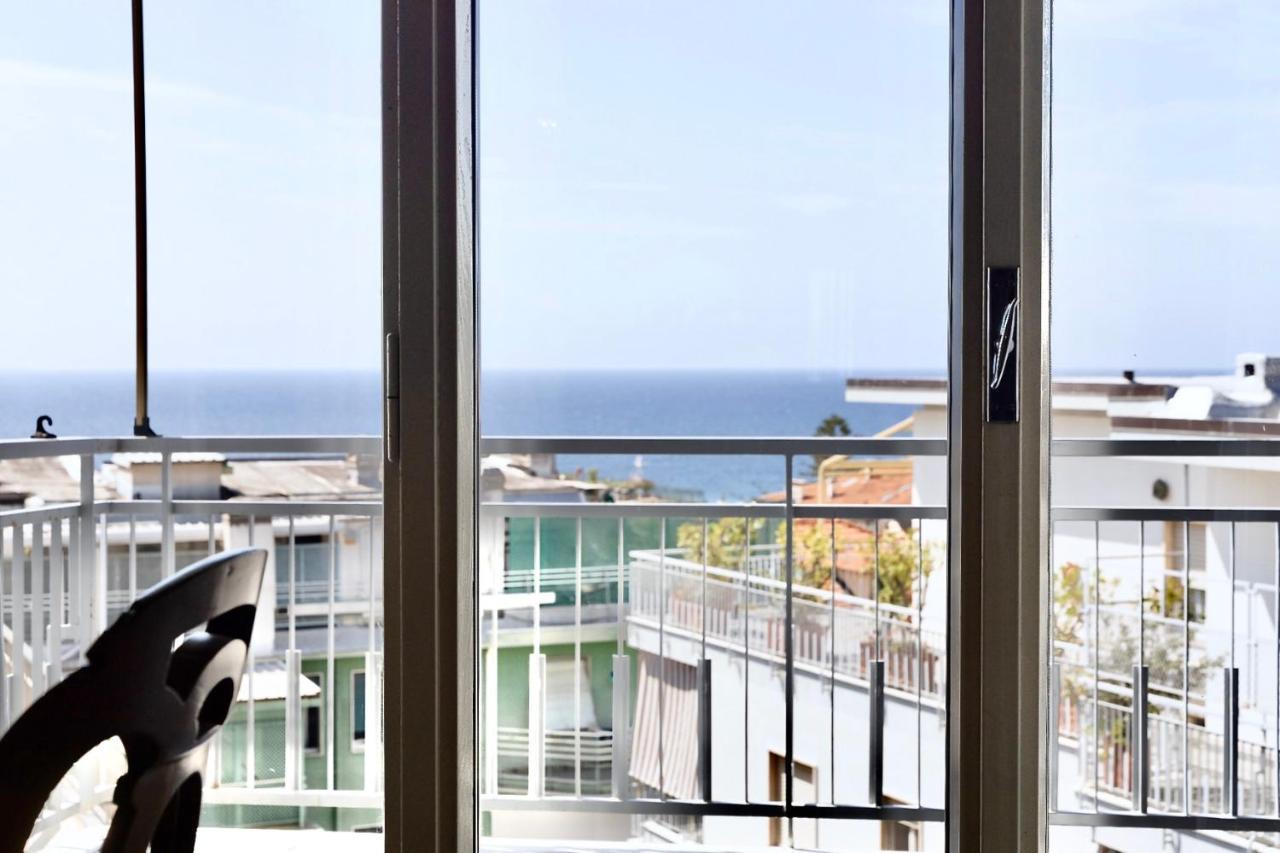 Sanremo Dream - Casa Achille Apartment Luaran gambar
