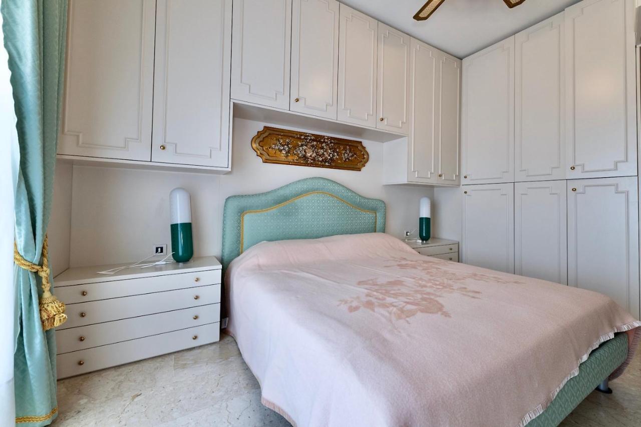 Sanremo Dream - Casa Achille Apartment Luaran gambar
